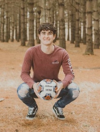 Ethan Thomas Received CBA’s 2025-2026 Scholarship